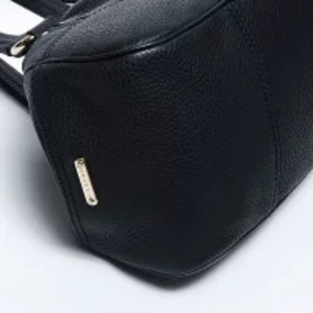 Celine leather shoulder bag clasp closure black - Picture 6 of 13